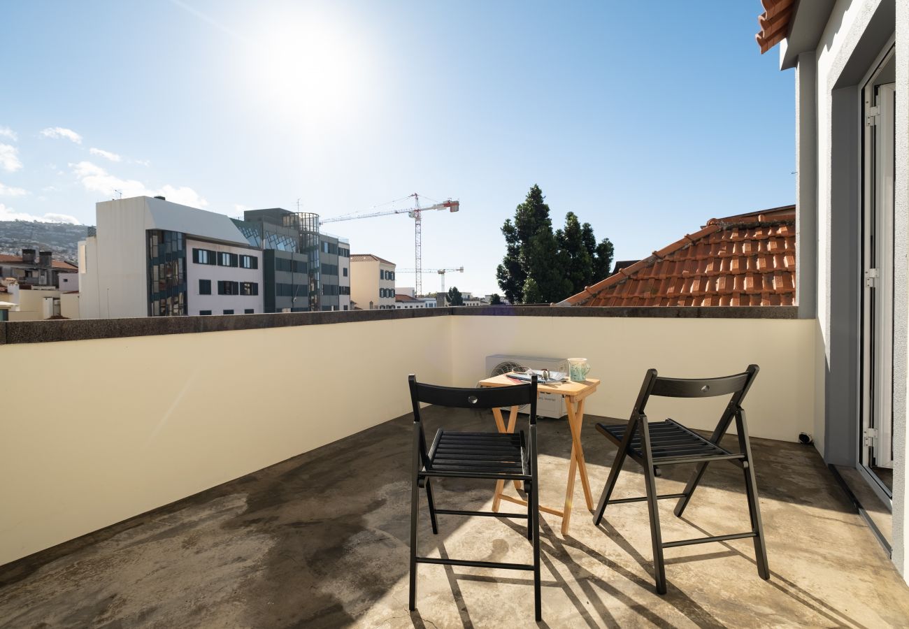 House in Funchal - Casa Luar - By WeHostMadeira