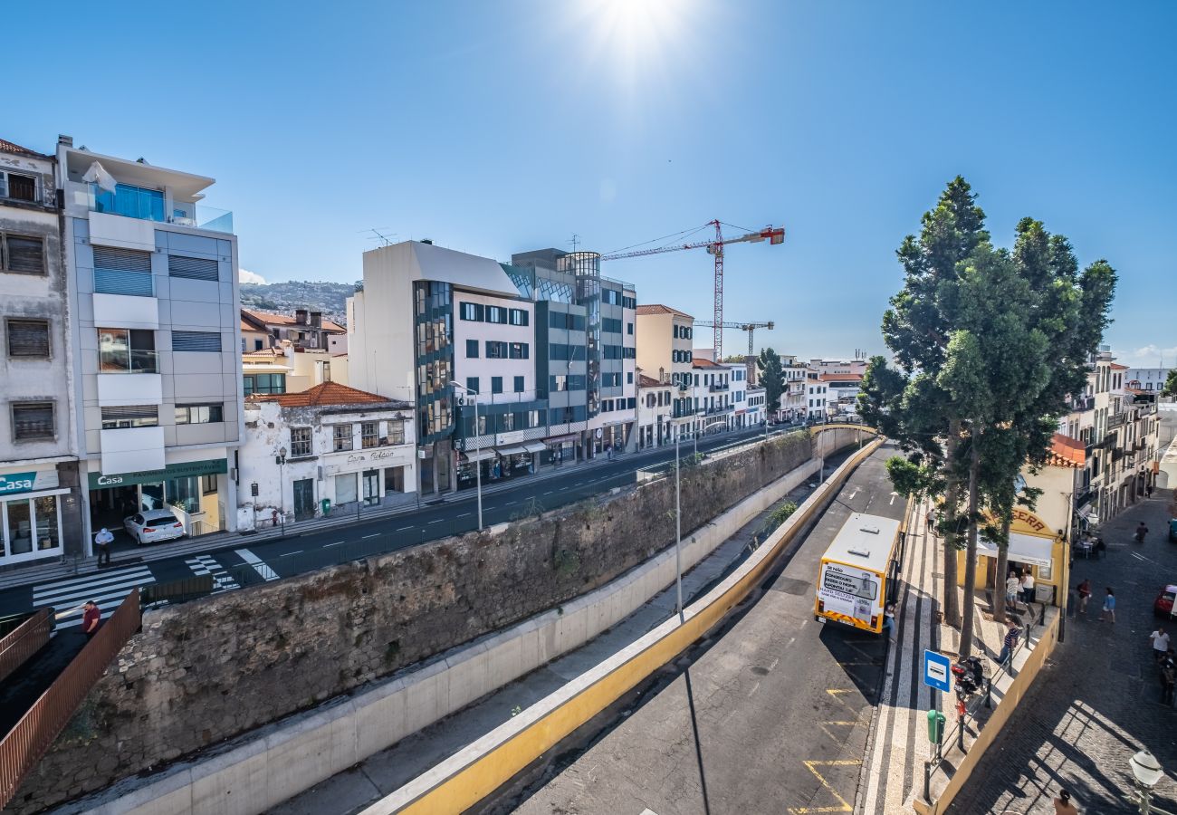 House in Funchal - Casa Luar - By WeHostMadeira