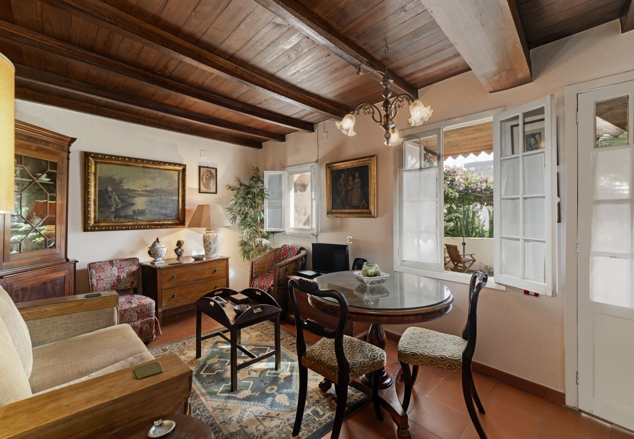 House in Funchal - Quinta Florença - By WeHostMadeira