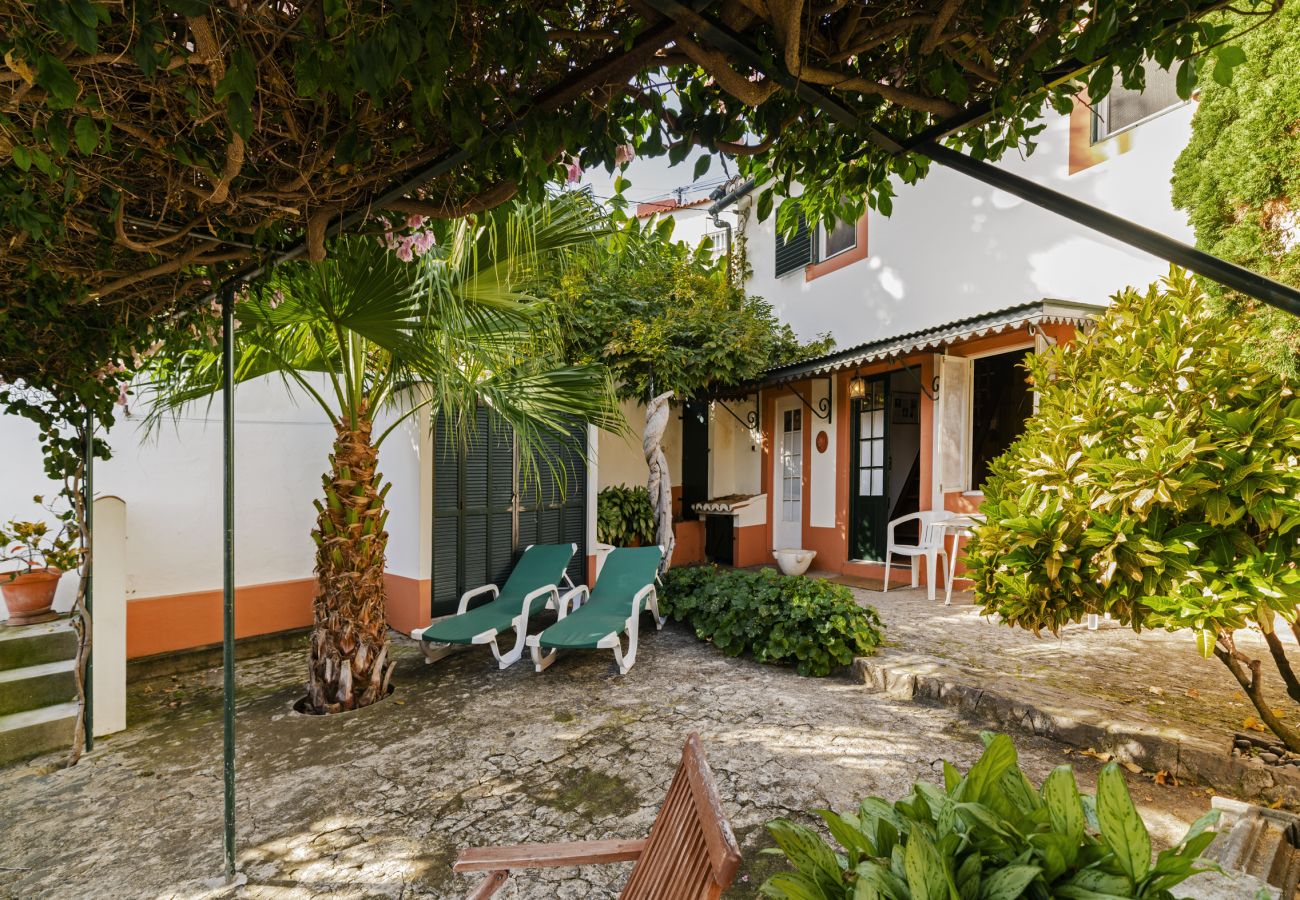House in Funchal - Quinta Florença - By WeHostMadeira