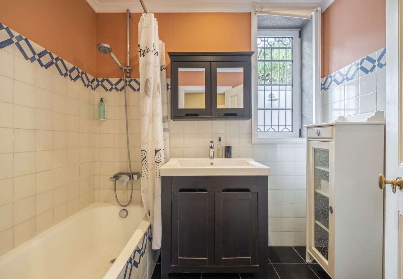 House in Funchal - Vila Botânica - By WeHostMadeira