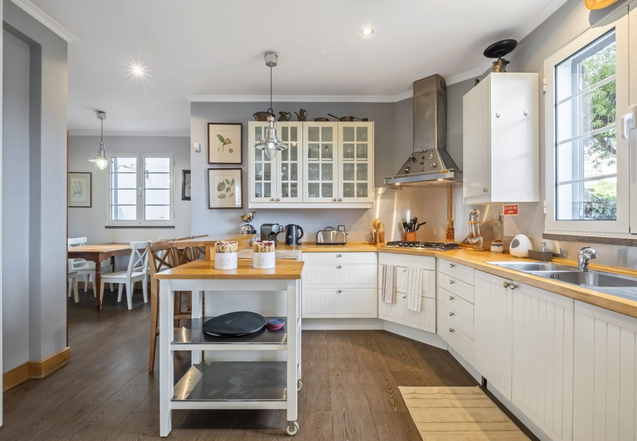 House in Funchal - Vila Botânica - By WeHostMadeira