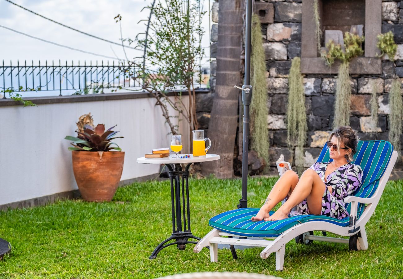 House in Funchal - Vila Botânica - By WeHostMadeira