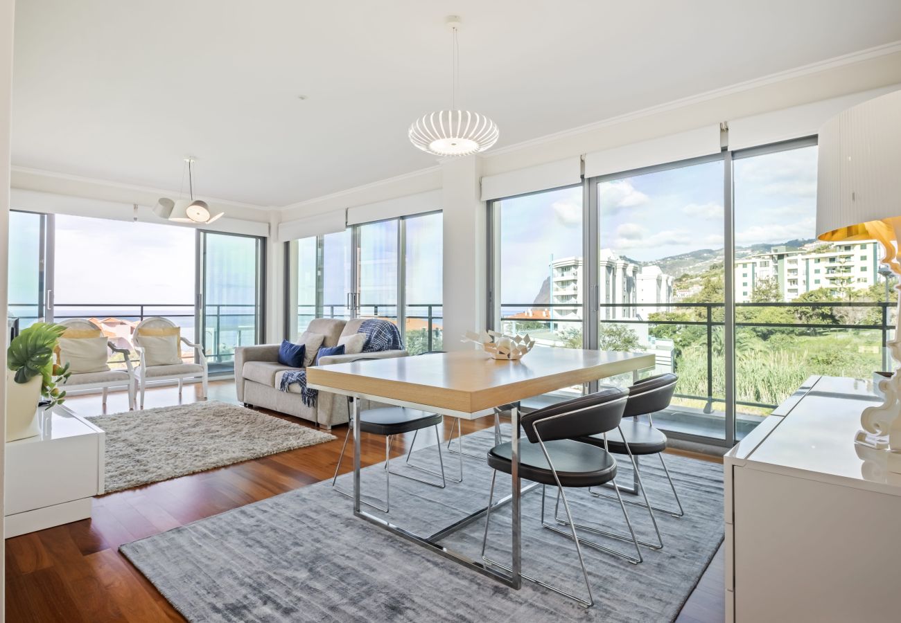 Apartment in Funchal - Monumental Apartment - By WeHostMadeira