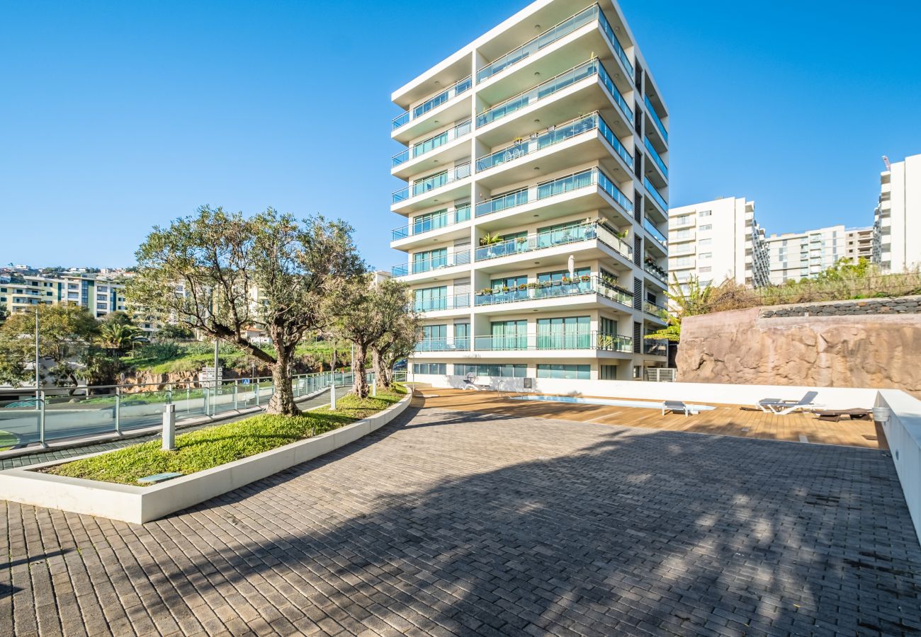 Apartment in Funchal - Monumental Apartment - By WeHostMadeira