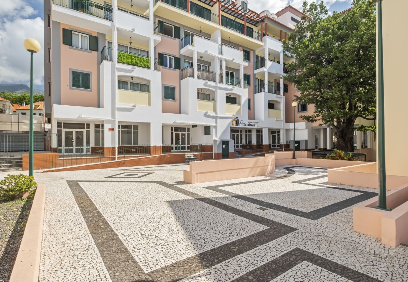 Apartment in Funchal - Pateo do Carmo - By WeHostMadeira