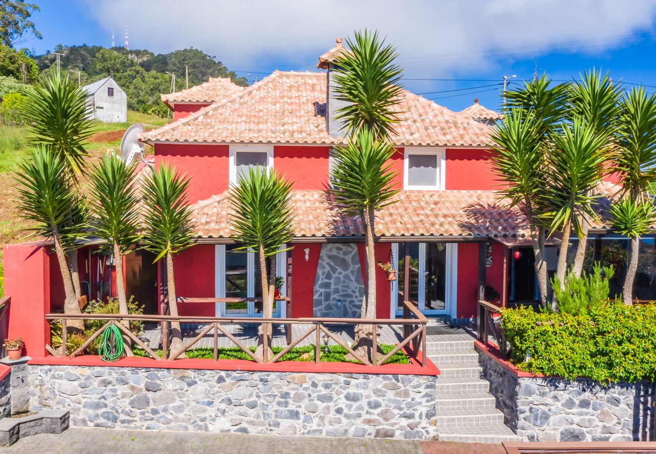 House in Santana - São Jorge Cottage - By WeHostMadeira