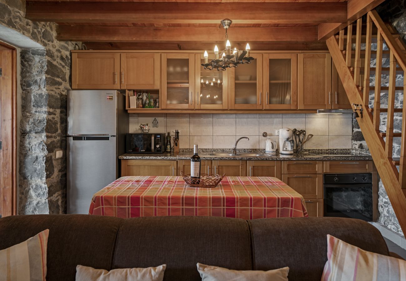House in Calheta - Refúgio da Serra - By WeHostMadeira