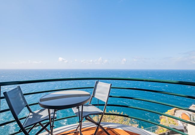 Apartment in Câmara de Lobos - Sea View  - By WeHostMadeira