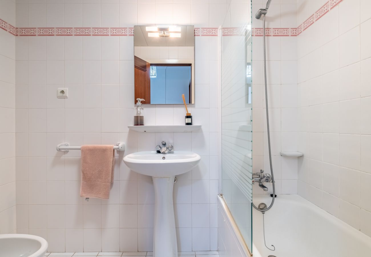 Apartment in Câmara de Lobos - Sea View  - By WeHostMadeira