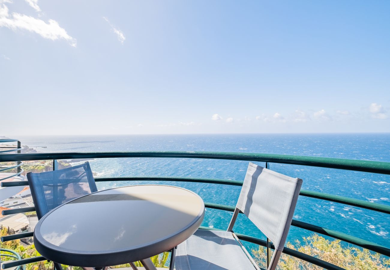 Apartment in Câmara de Lobos - Sea View  - By WeHostMadeira