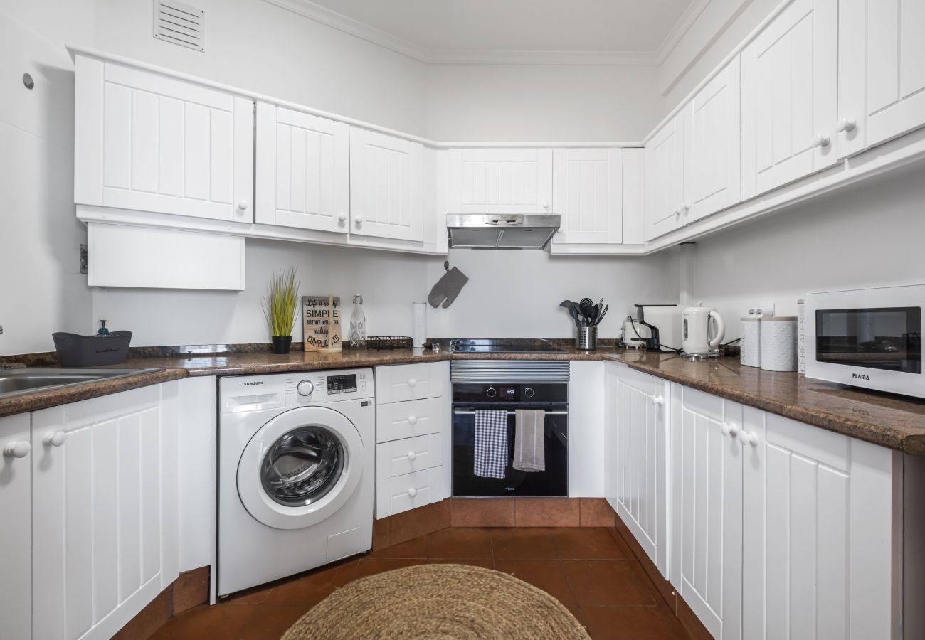 Apartment in Funchal - Casa da Ângela - By WeHostMadeira