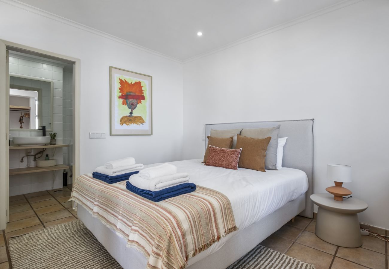 Studio in Funchal - Studio Mar - by WeHostMadeira