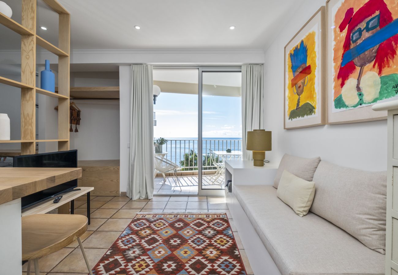 Studio in Funchal - Studio Mar - by WeHostMadeira