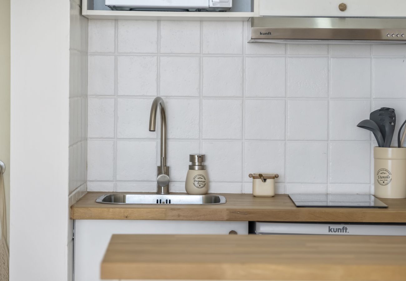 Studio in Funchal - Studio Mar - by WeHostMadeira