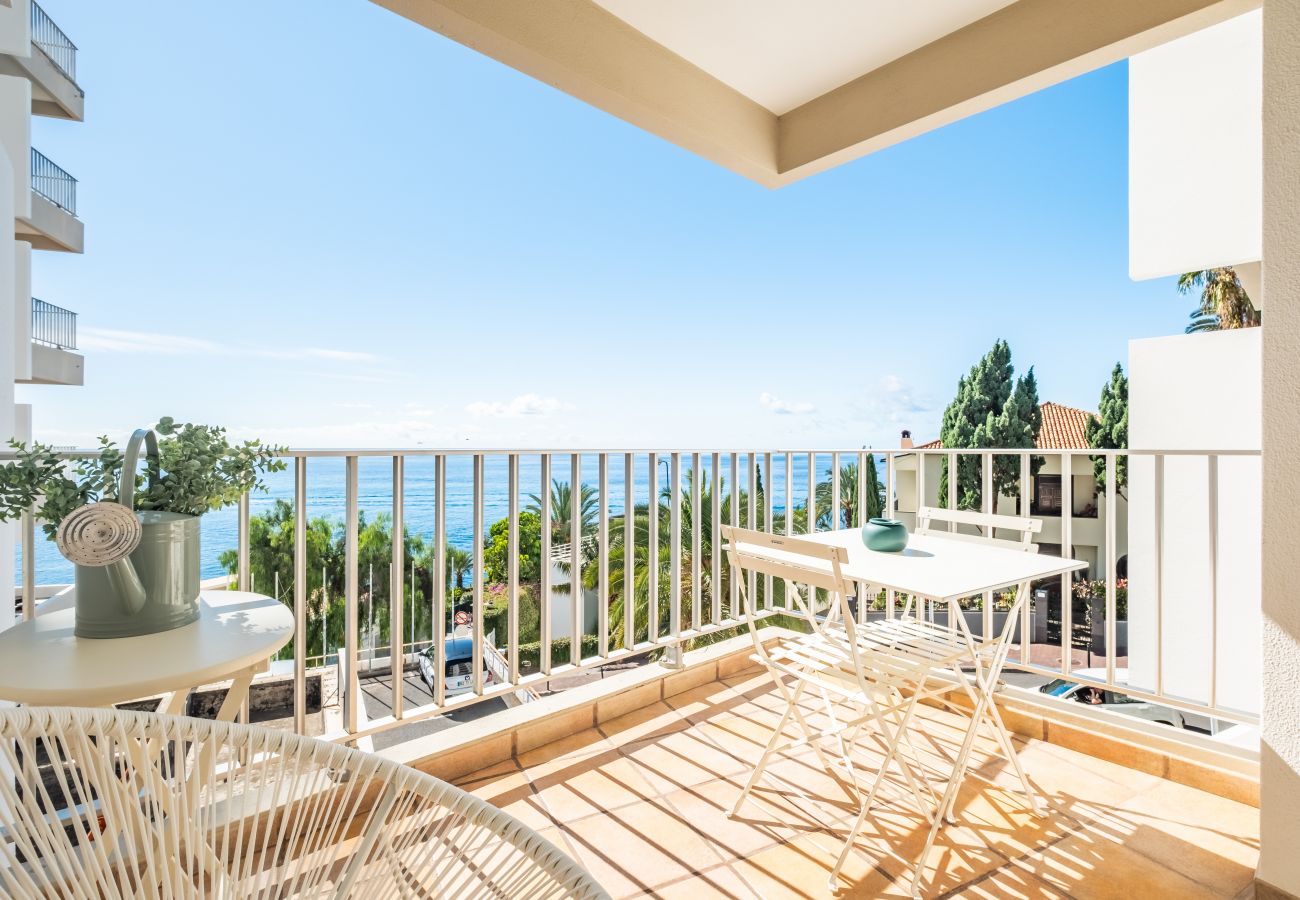 Studio in Funchal - Studio Mar - by WeHostMadeira