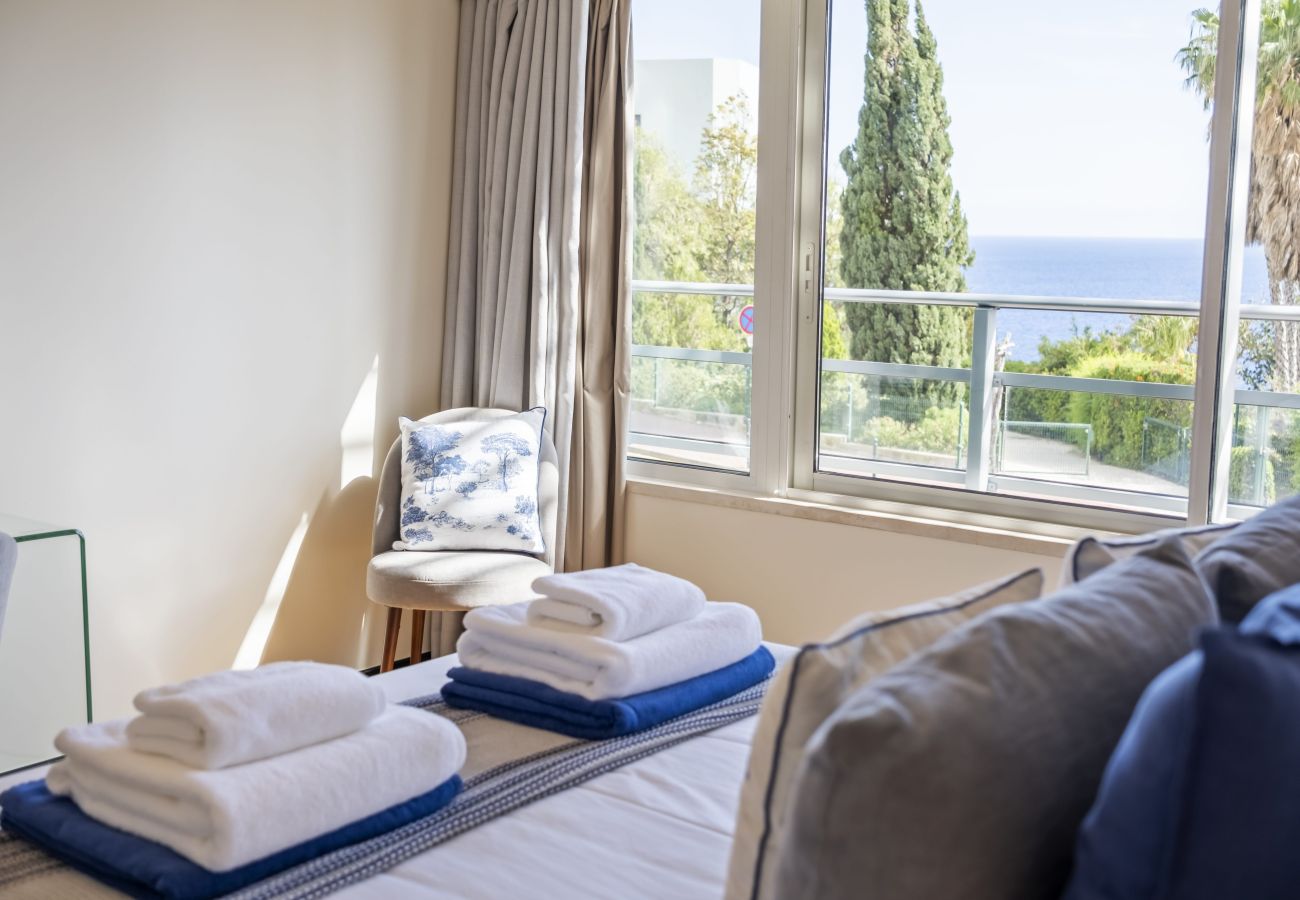 Apartment in Funchal - Lavender - By WeHostMadeira