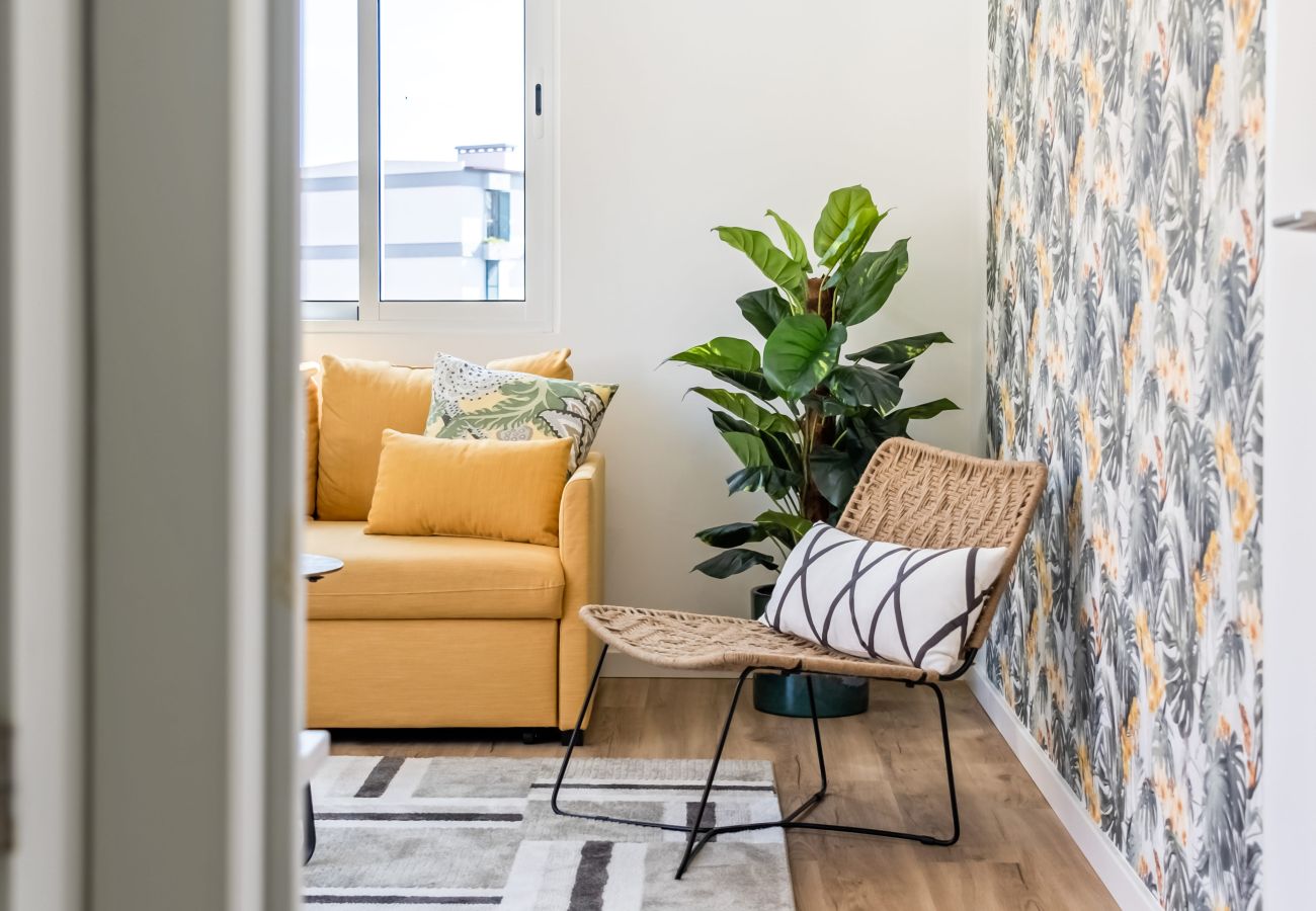 Townhouse in Funchal - Cozy Retreat - By WeHostMadeira