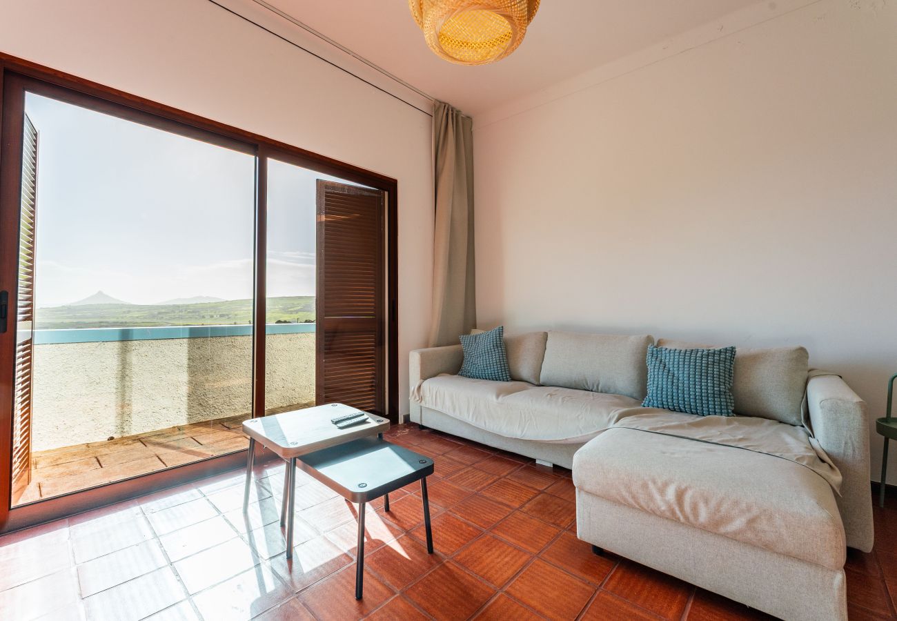 House in Porto Santo - Sailor House - By WeHostMadeira