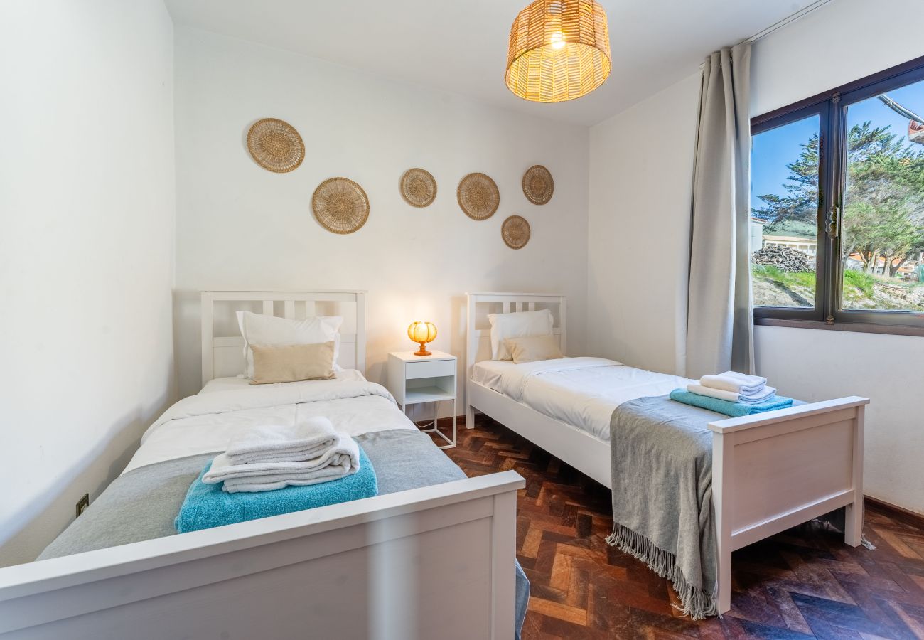 House in Porto Santo - Sailor House - By WeHostMadeira