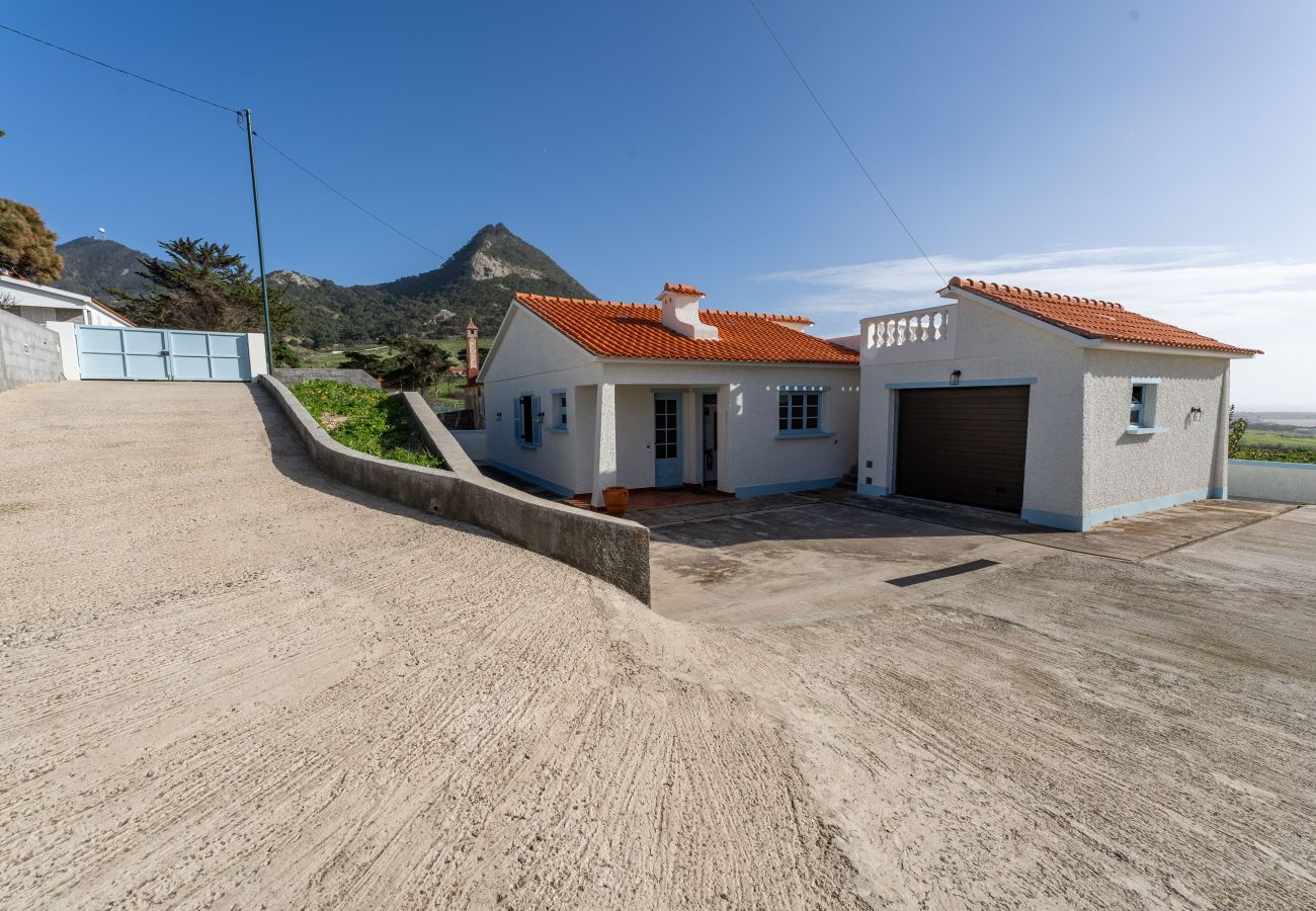 House in Porto Santo - Sailor House - By WeHostMadeira