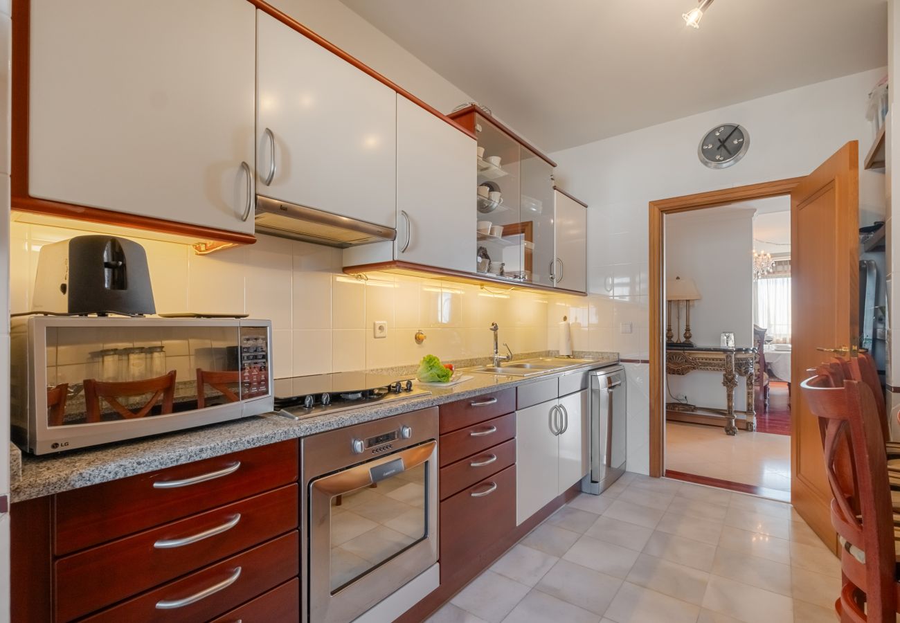 Apartment in Funchal - Cliff View Apartment - By WeHostMadeira