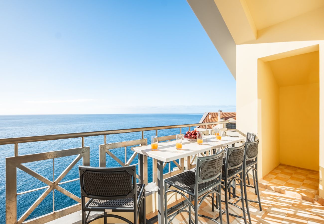 Apartment in Funchal - Cliff View Apartment - By WeHostMadeira