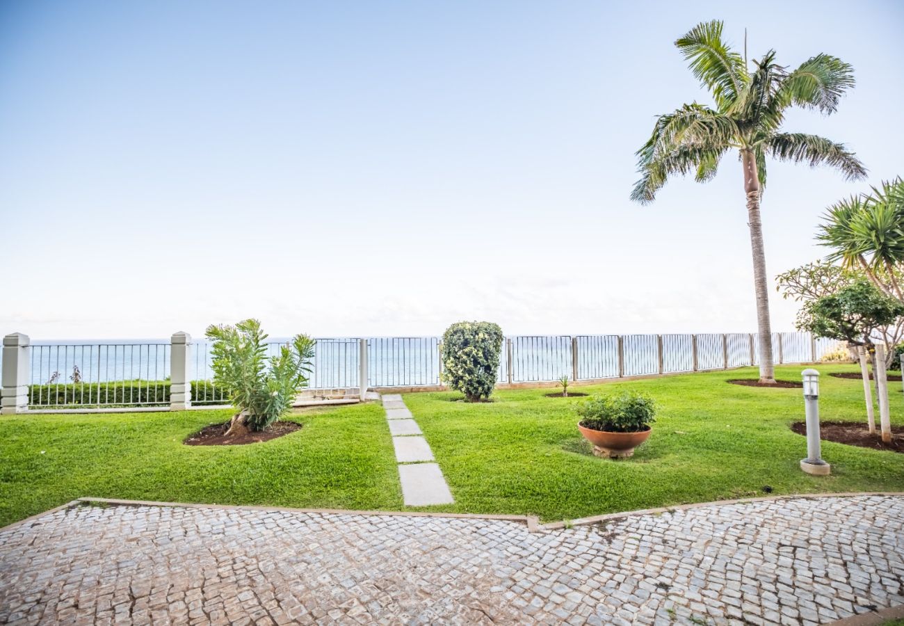Apartment in Funchal - Cliff View Apartment - By WeHostMadeira
