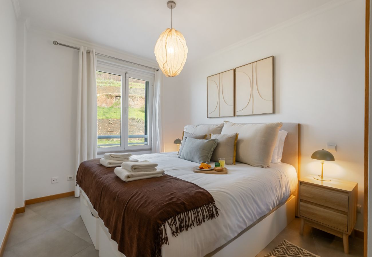 Apartment in Funchal - Apartamento Paz e Sossego - By WeHostMadeira