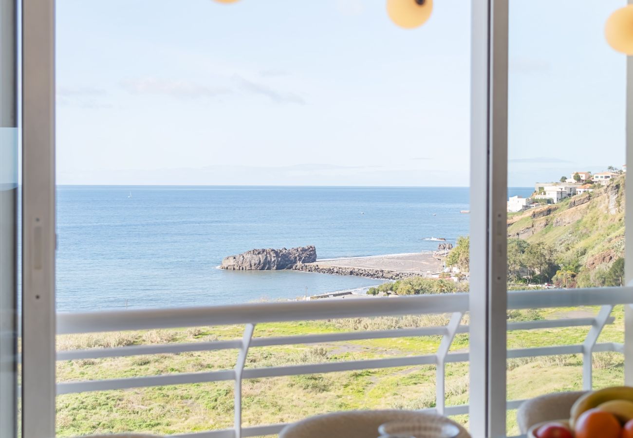 Apartment in Funchal - Apartamento Paz e Sossego - By WeHostMadeira