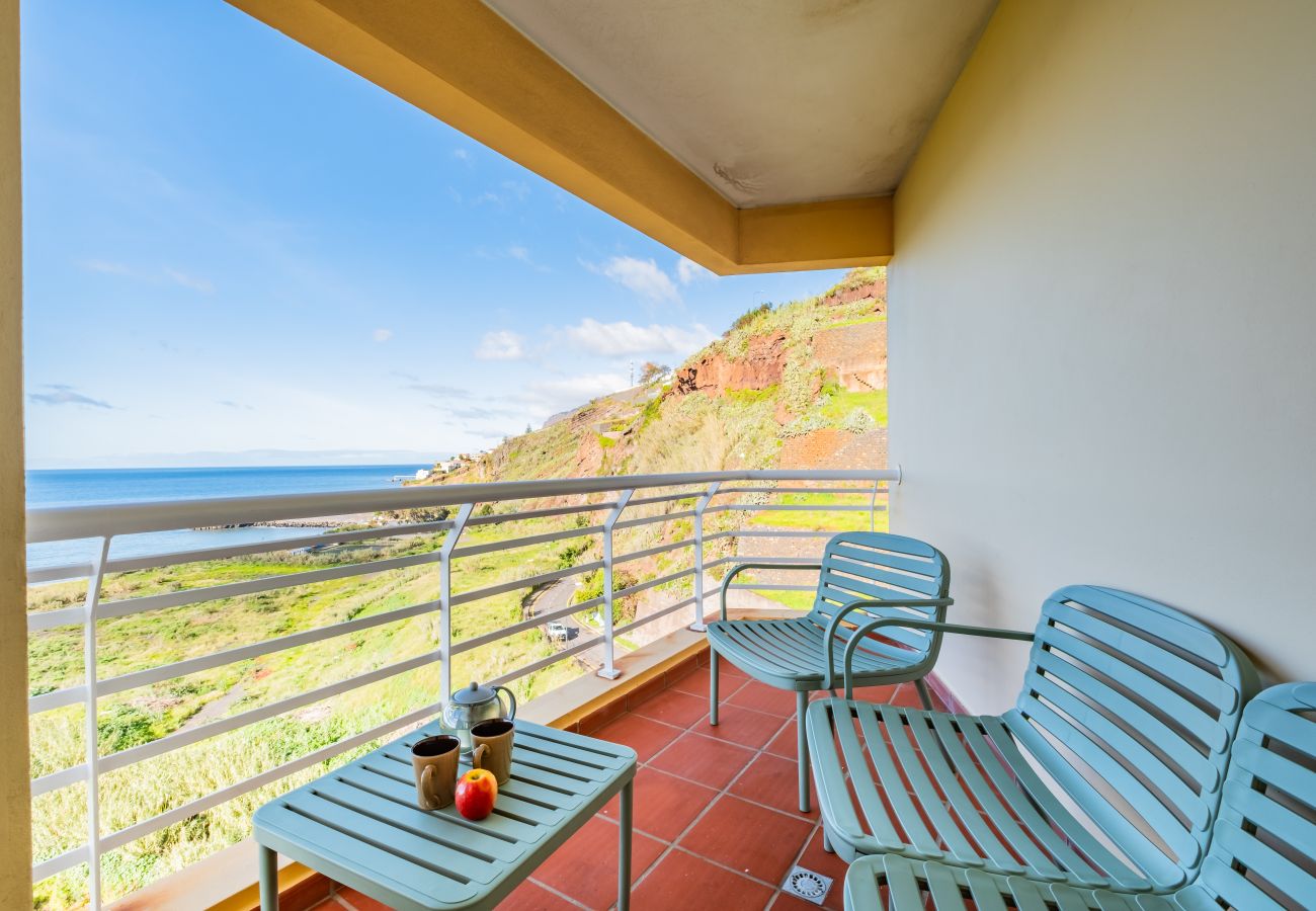 Apartment in Funchal - Apartamento Paz e Sossego - By WeHostMadeira