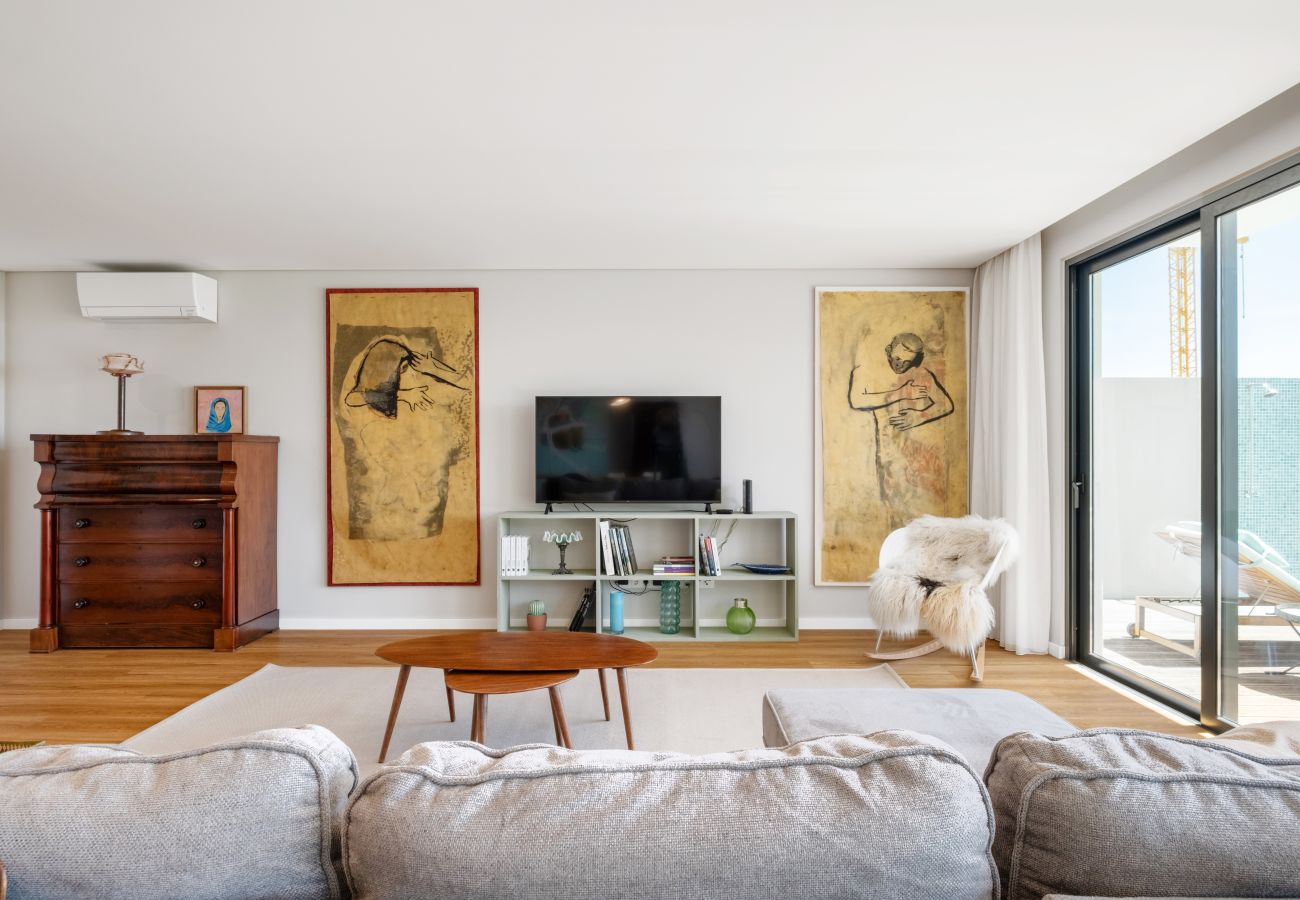 House in Funchal - Art House - By WeHostMadeira