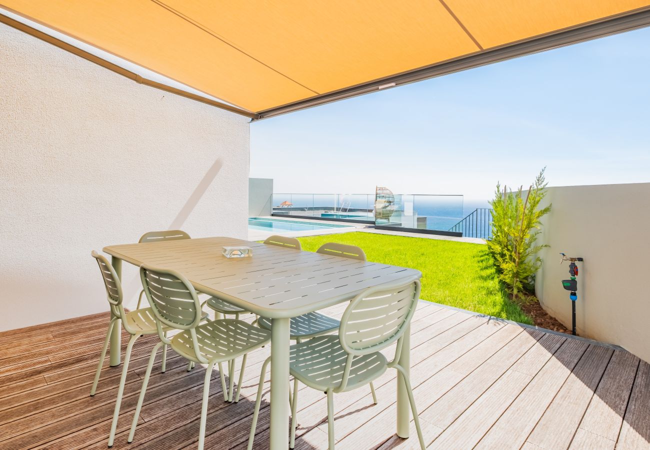 House in Funchal - Art House - By WeHostMadeira