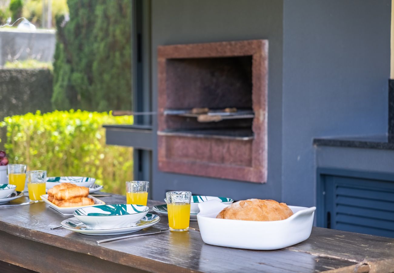 House in Porto Moniz - Sweet Orchard Escape - By WeHostMadeira
