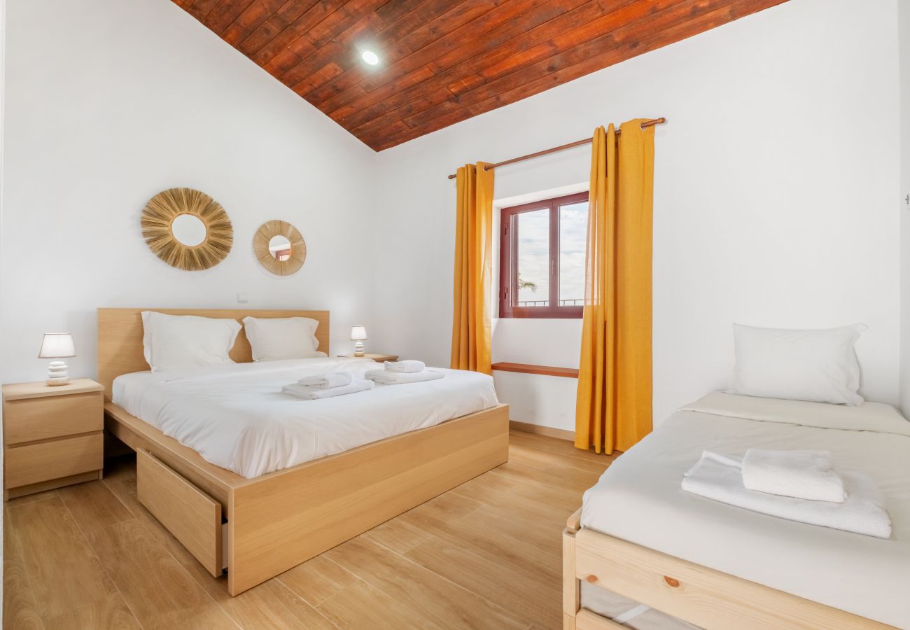 House in Porto Santo - Casa Forno de Cal - By WeHostMadeira