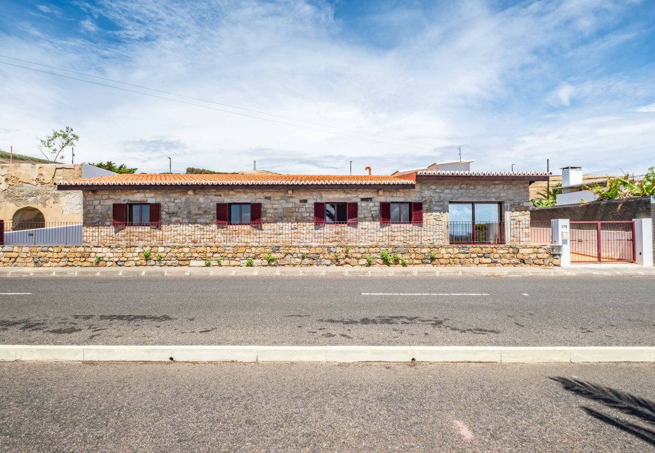 House in Porto Santo - Casa Forno de Cal - By WeHostMadeira