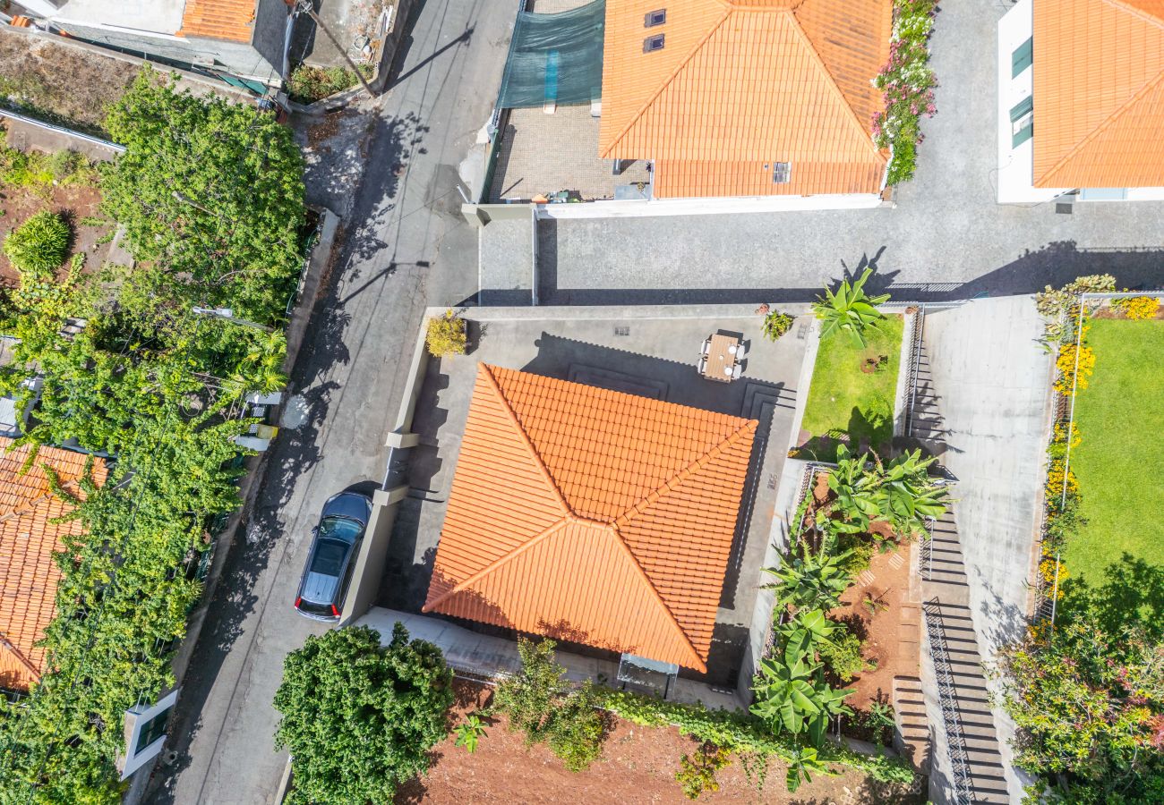 House in Funchal - Funchal Sea View - By WeHostMadeira